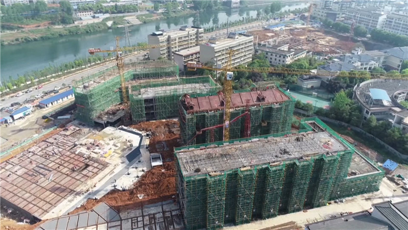 1_5.13怀化城区房地产项目建设复工率100%.mp4_20200513_164210.698.jpg