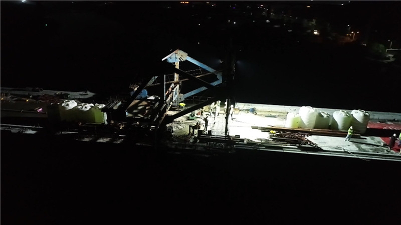 渝怀铁路增建二线（半成品）.mp4_20200518_170649.695.jpg