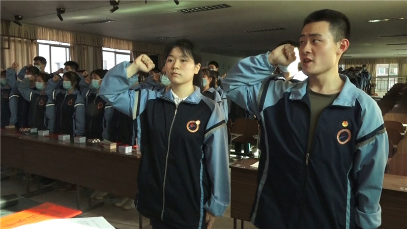 五中团委表彰.mp4_20200525_164501.910.jpg