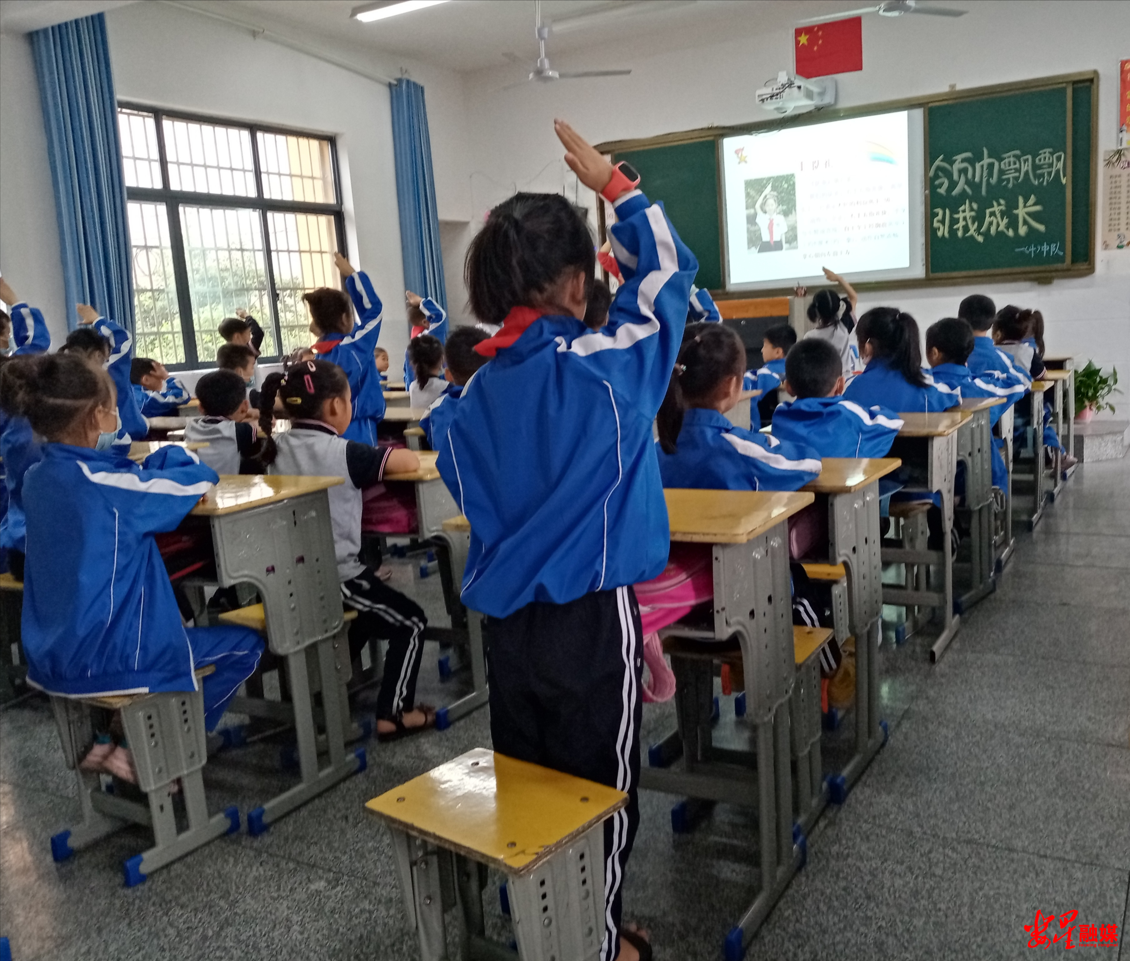 六一.jpg