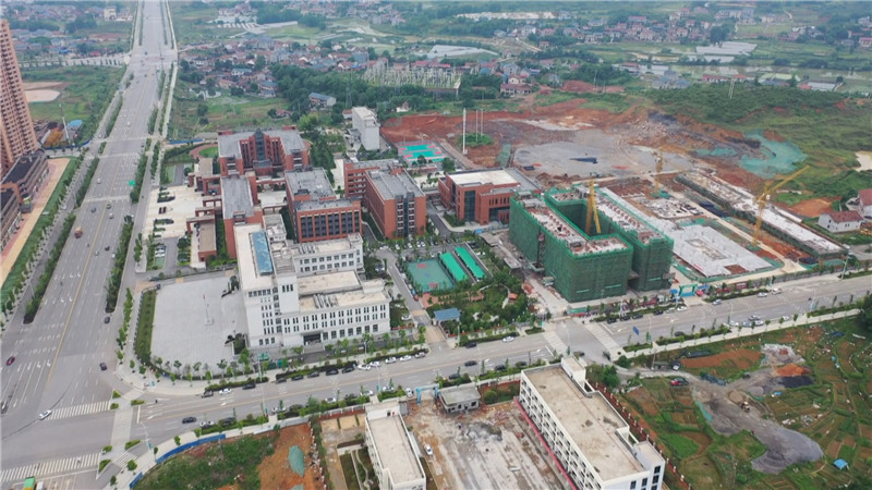湖南师大附属怀化学校项目二期进展顺利.mp4_20200527_154804.433.jpg