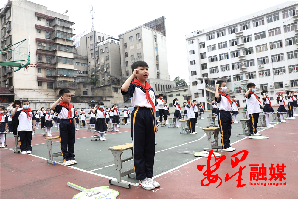 79fe4acebc378fa0a42bdda3658bfd9.jpg