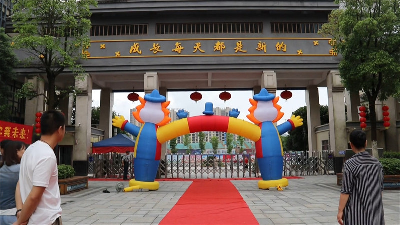 抗疫英雄进校园 分享战“疫”故事.mp4_20200602_162932.037.jpg