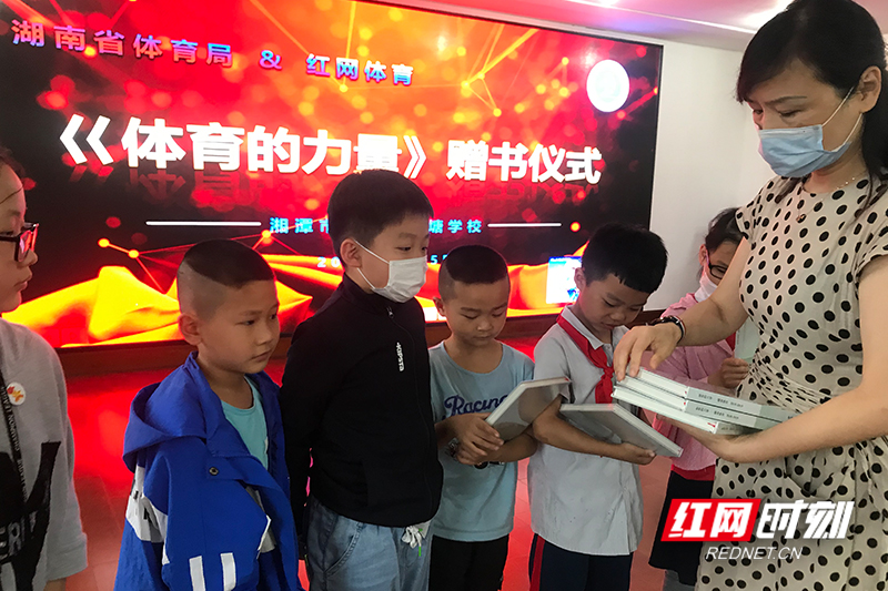 红10.jpg