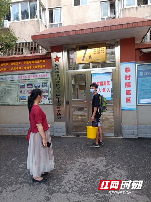 唐波2.jpg