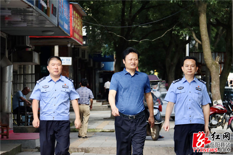 付学文在民中路督查文明创建工作开展情况 (4)_副本.jpg 付学文在民中路督查文明创建工作开展情况 (4)_副本.jpg