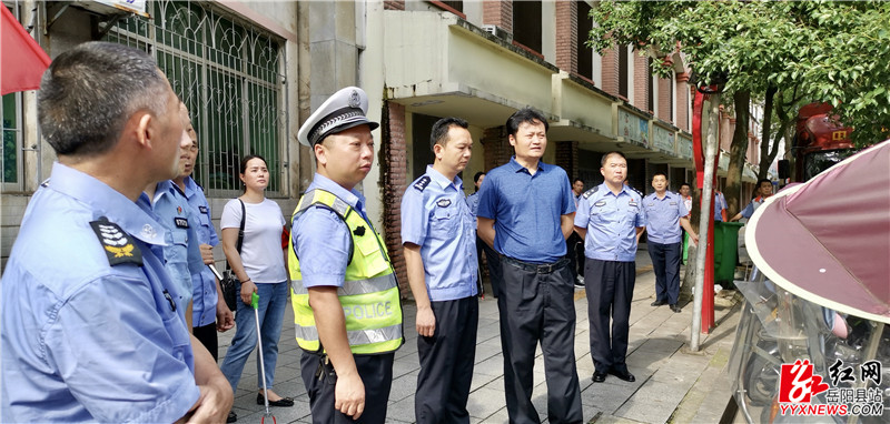 付学文在民中路督查文明创建工作开展情况 (3)_副本.jpg 付学文在民中路督查文明创建工作开展情况 (3)_副本.jpg