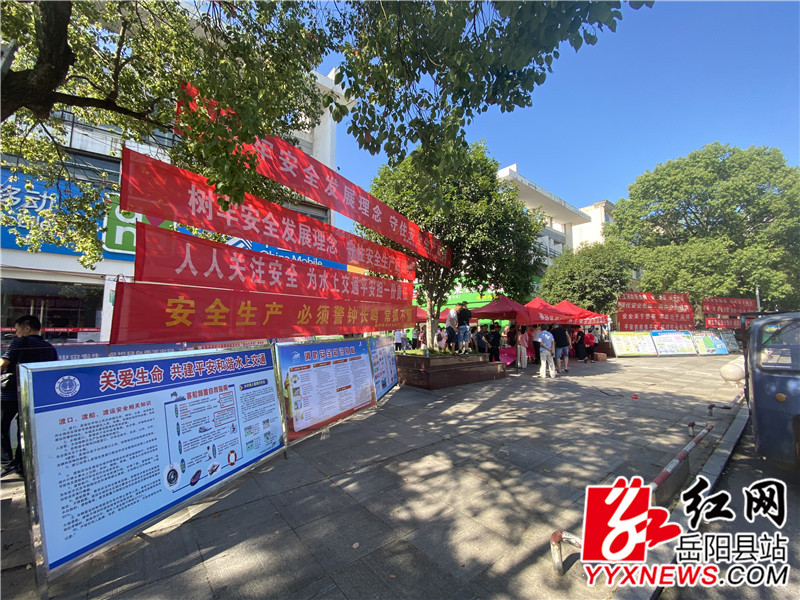 活动现场_副本.jpg 活动现场_副本.jpg