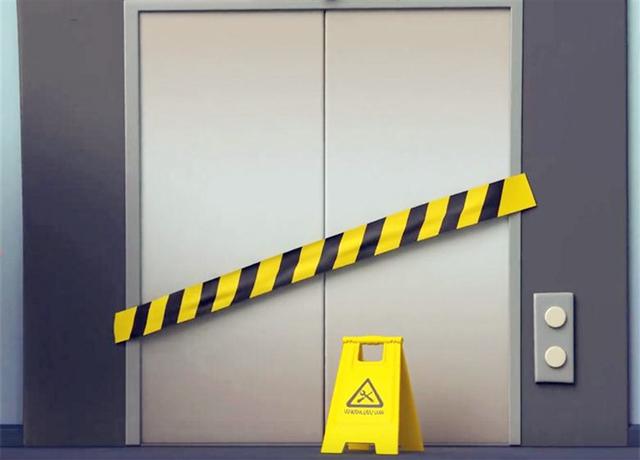 乘坐电梯遇险时，该怎么办？不要怕，这样做就对了