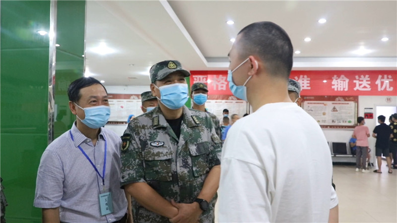 舒可到鹤城区调研指导征兵、民兵、国防教育工作.mp4_20200619_171111.899.jpg
