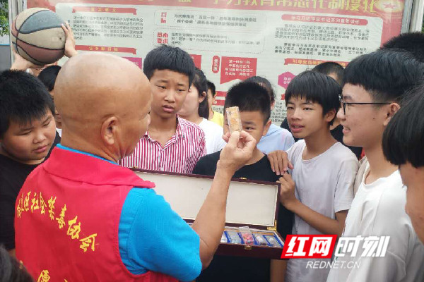 图片2_副本.jpg