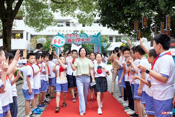 红网5.jpg 红网5.jpg
