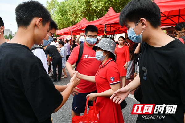 DSC_7490.jpg DSC_7490.jpg