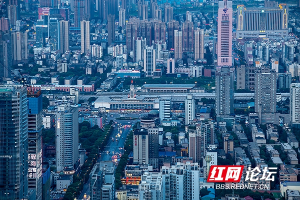 俯瞰夜色下的城市网友 我爱我的大长沙 湖南频道