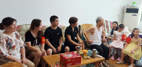 八一.jpg