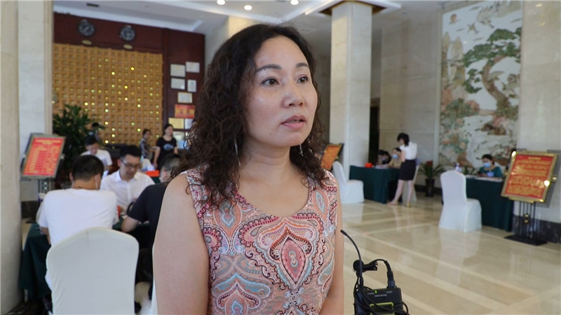 坨院代表团 人大代表 梁荣.jpg