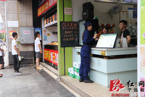 宁远开展沿街商铺消防宣传活动3_副本500.jpg