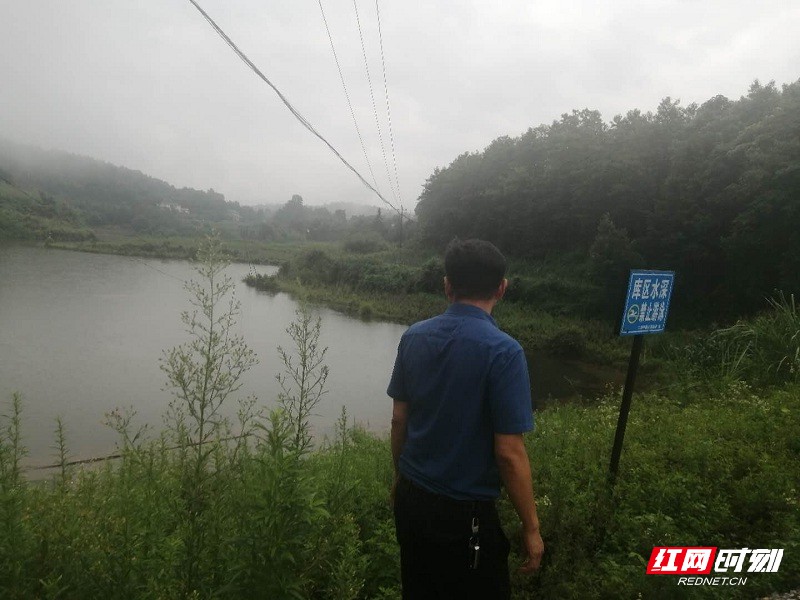 8b637aadc748a28ac8fe61fa761bb3f.jpg