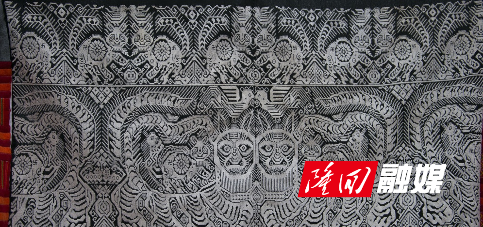 c03fd5e7bd1a17a1507f2d_看图王.jpg