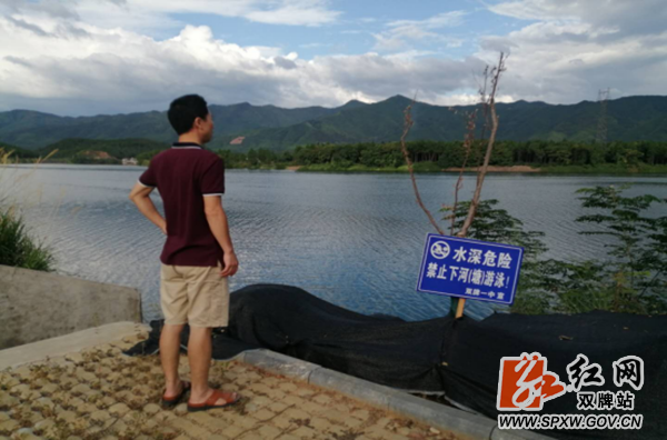 双牌：持续巡河 坚持不懈做好防溺水工作154_副本.png