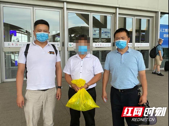 假公安局是什么意思 81b8d686-a9b3-4a7a-8642-754eaf1140e3.jpg