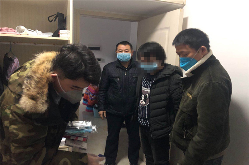抓获嫌疑人高某.jpg