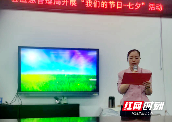 诗歌朗诵.jpg