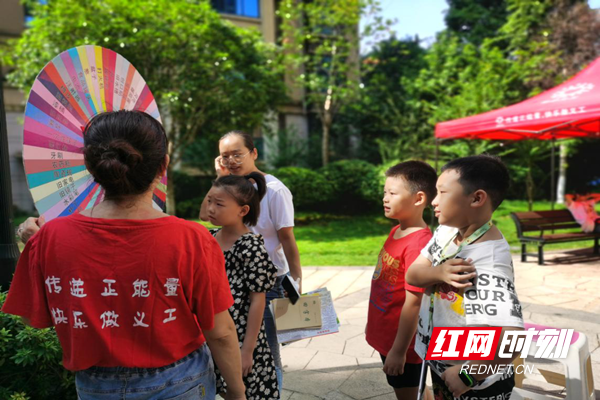 形式多样的宣传引发小朋友浓烈兴趣.png