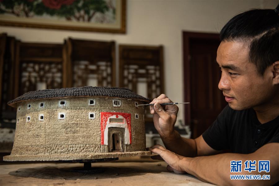 （图片故事）（1）土陶民居里的乡愁