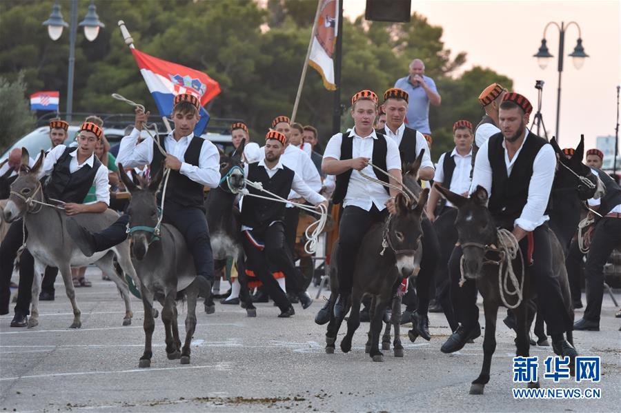 (国际)(4)骑上我心爱的小毛驴
