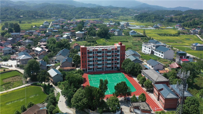 鹤城区:用实国家教育资金投入 完善乡村学校硬件建设(半成品).