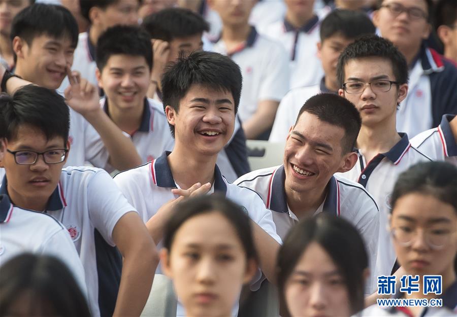 （教育）（6）武汉迎来百万学子返校开学