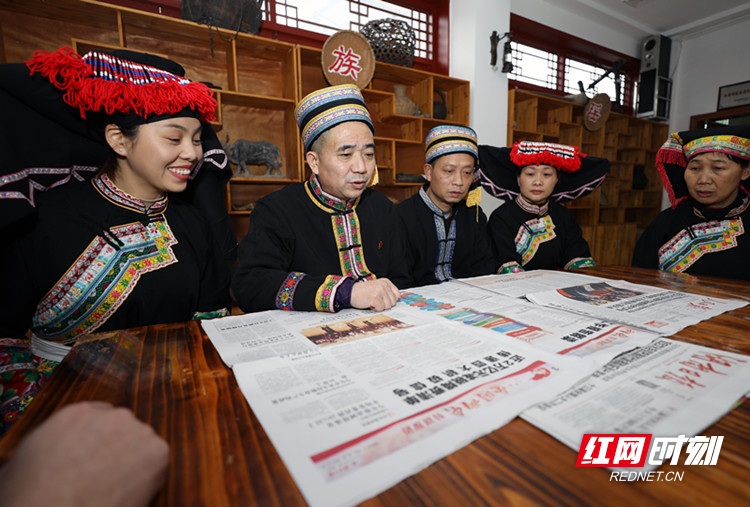 学习全国两会 (2).jpg