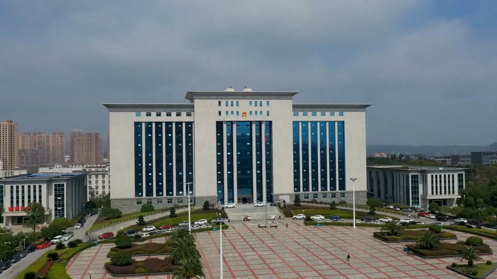 决战决胜脱贫攻坚 · 鹤城印记 | 鹤城区人社局:多渠道促进贫困劳动力