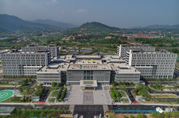 定位为湘赣边区域性医疗中心的浏阳市人民医院新院.