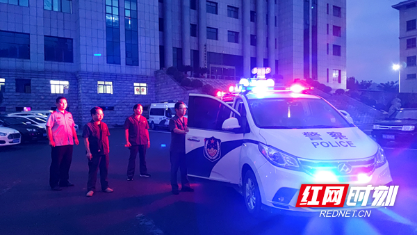 1、执行干警凌晨出发寻找被执行人.jpg