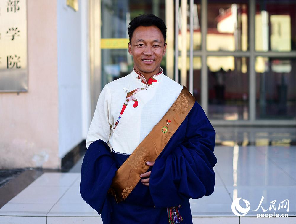 回村实践后返校继续交流和学习的学员