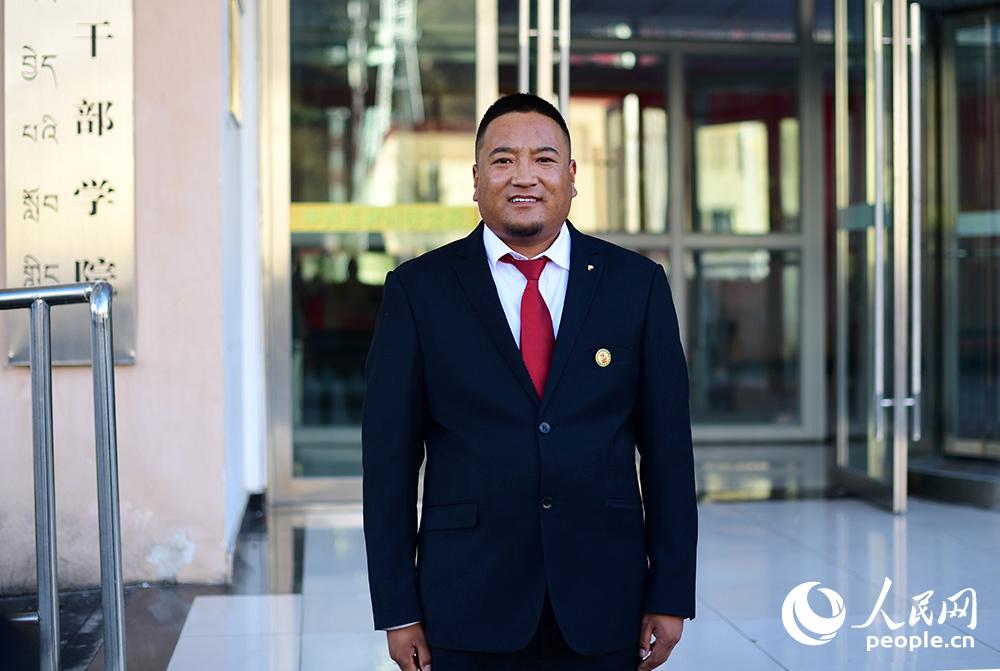 回村实践后返校继续交流和学习的学员