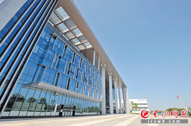 　　黄花综合保税区2017年6月25日实现封关运行。　　长沙晚报全媒体记者 王志伟 摄