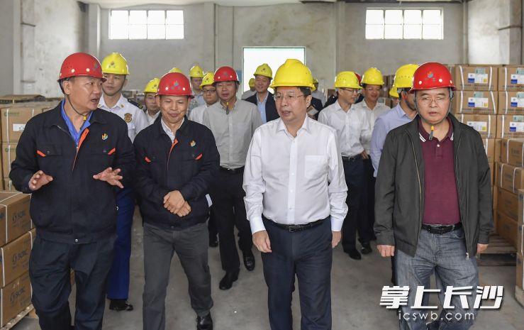 今天上午，省委常委、市委书记胡衡华在望城区检查安全生产工作。长沙晚报全媒体记者 余劭劼 摄