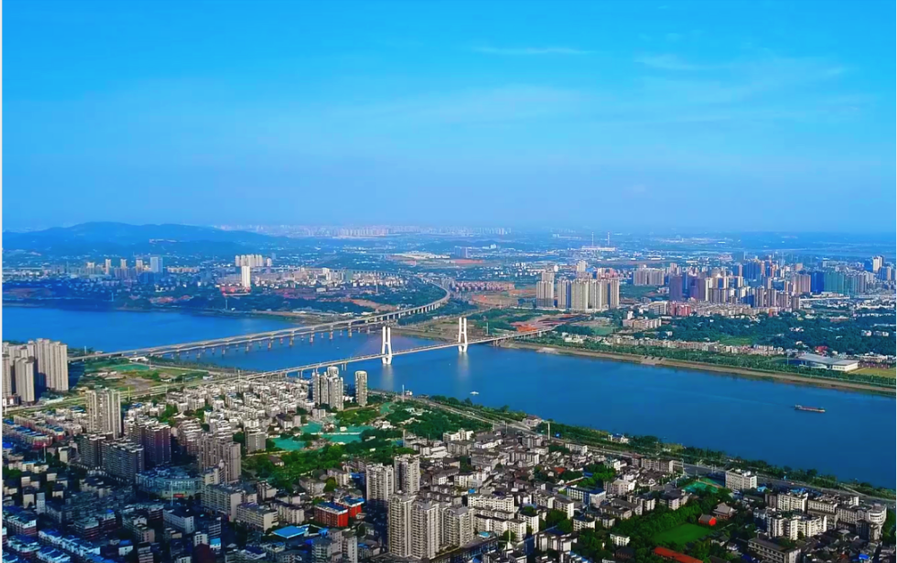 中国日报网丨从“十里钢城”到“智造重镇”