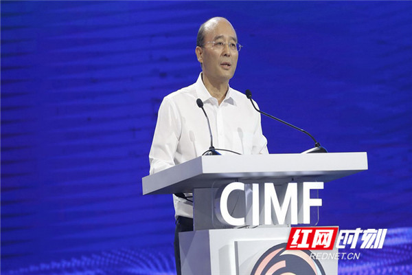 刘思扬.jpg