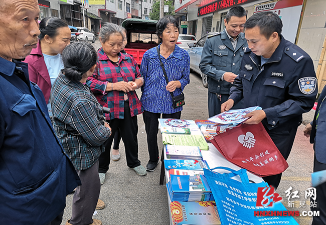 步头降乡积极开展民族团结进步宣传月活动.png