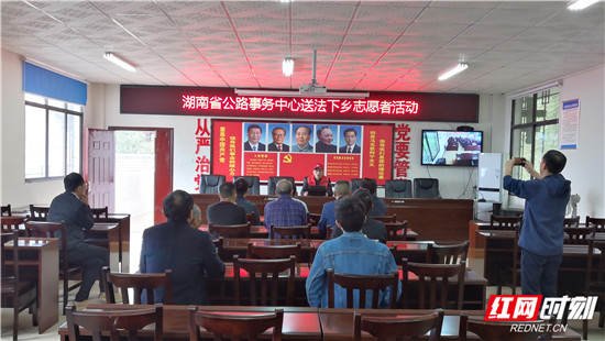 讲座_副本.jpg 讲座_副本.jpg