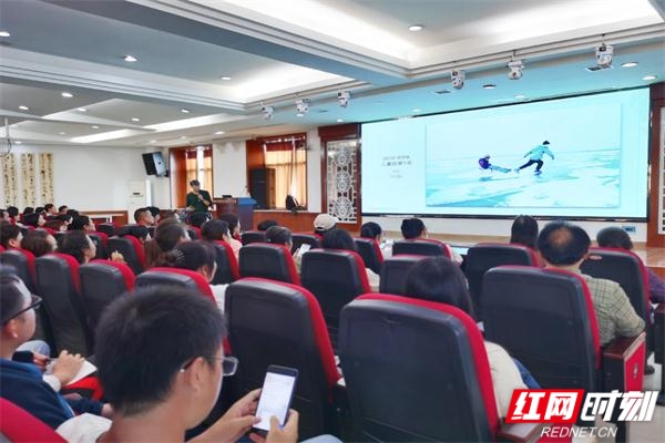 醴陵：手机摄影技术培训走进中职课堂