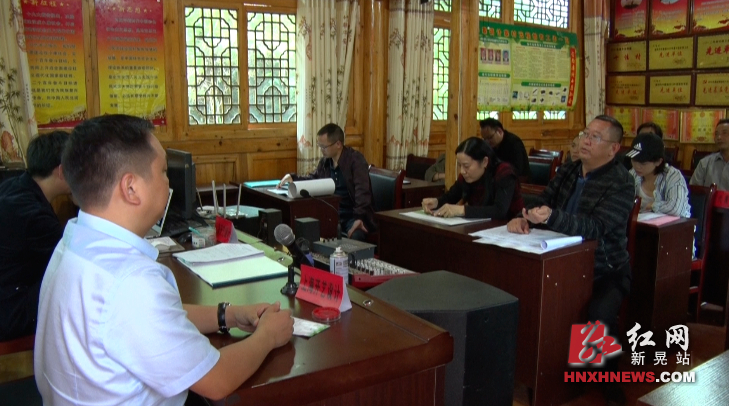 县自然资源局：规划引领先行 助力乡村振兴.png