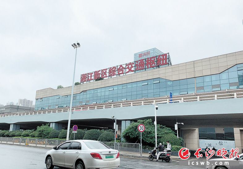 　　以汽车西站客运站为主体建成的湘江新区综合交通枢纽。长沙晚报全媒体记者 邓艳红 摄