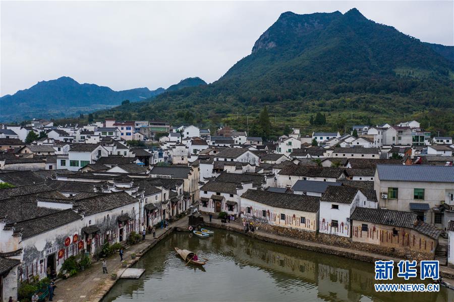 （美丽中国）（8）金秋古村“晒秋”忙