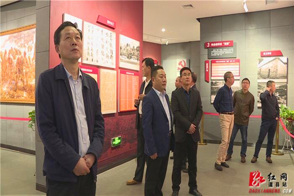 湖南省社科专家服务团来道县考察调研文化旅游产业