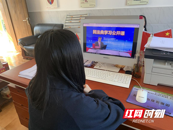 图片25.jpg 图片25.jpg